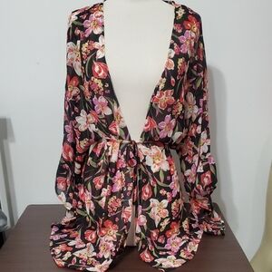 Umgee Black and Red Floral Robe with Silky Comfort